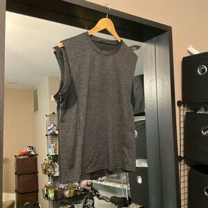 (BONUS ITEM) Gray Sleeveless Athletic Shirt Medium